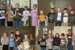 19 Schulanfänger an der Grundschule Haus i. Wald