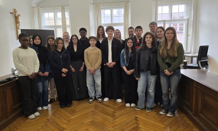Neue Sch&uuml;lerrichter in Passau vereidigt