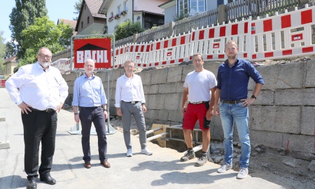 Stadt Passau saniert Stützmauer im Schießstattweg