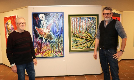 Kunst, die zum Stehenbleiben und Diskutieren einlädt