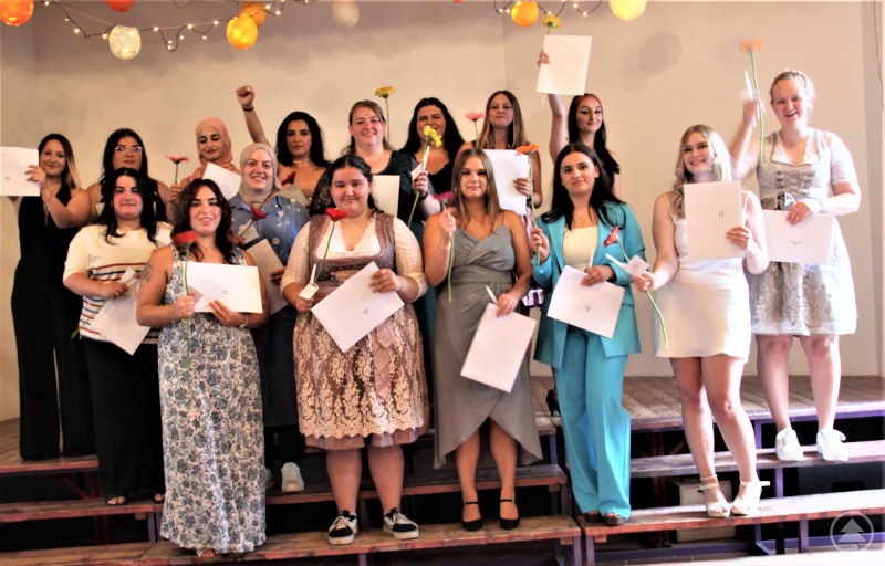 Das Caritas-BBZ Zwiesel feiert seine Absolventinnen