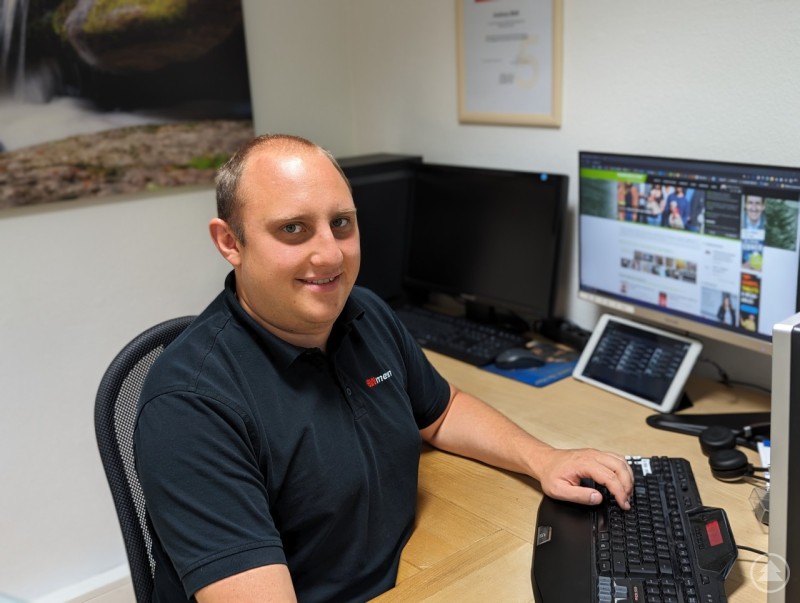 Andreas Bildl, Prokurist und CTO der BWmedien GmbH, analysiert Sicherheitsstrategien für Microsoft 365 – für eine effiziente und geschützte digitale Zusammenarbeit. Andreas Bildl, Prokurist und CTO der BWmedien GmbH, bei der Optimierung von IT-Sicherheitslösungen für Unternehmen mit Microsoft 365.