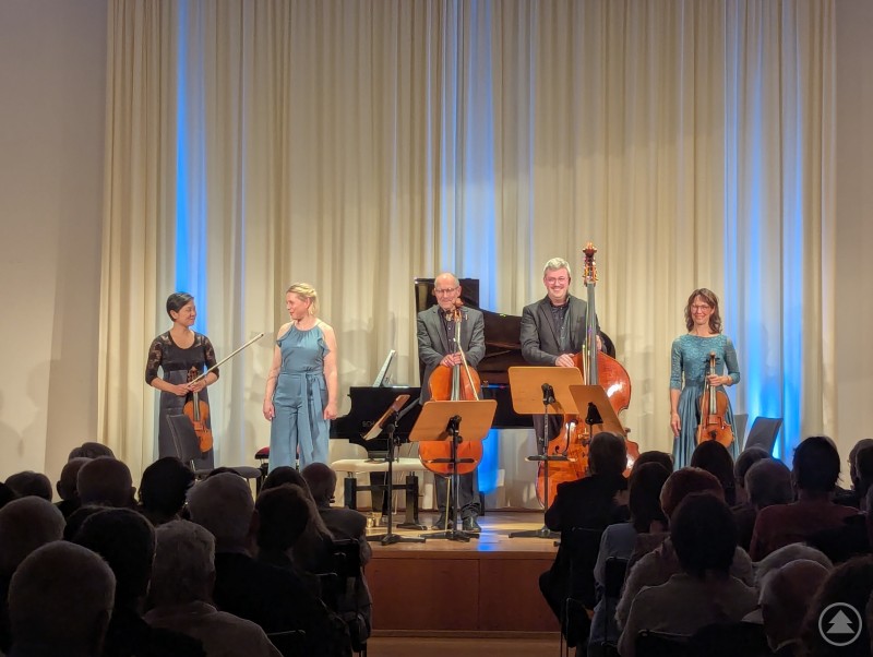 Von links: Kumiko Yamauchi, Anke Schwabe, Franz Lichtenstern, Thomas Hille und Dorothea Galler tischten mit ihrer Musik erstklassiges Soul Food auf.