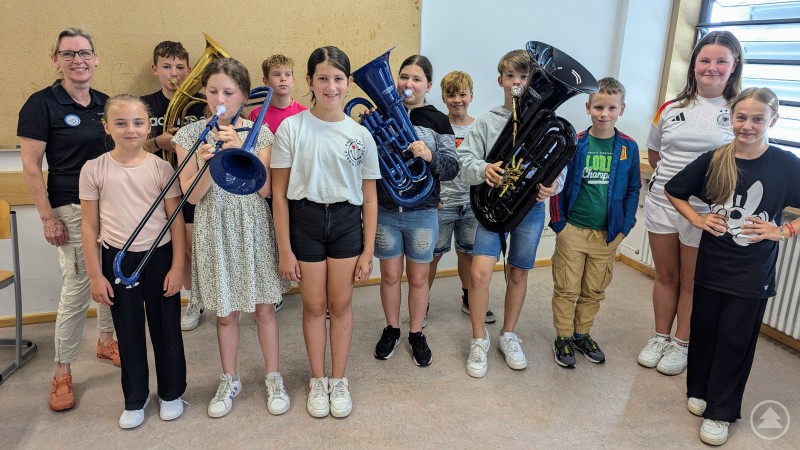 Die Realschüler hatten viel Spaß an den Blasinstrumenten.