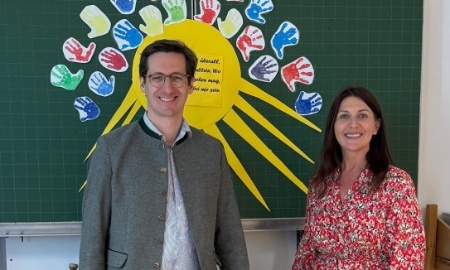 Rinchnach baut für die Kleinsten – MdL Ebner im Austausch mit Bürgermeisterin Hilz zu Kinderbetreuung, Gewerbe und den Herausforderungen für die Gemeinden