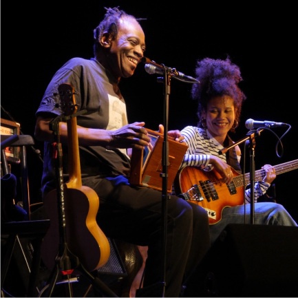 Flyer/Grafik zum Event: Wally und Ami Warning am Sa., 07.05.2022 ab 20:00 Uhr