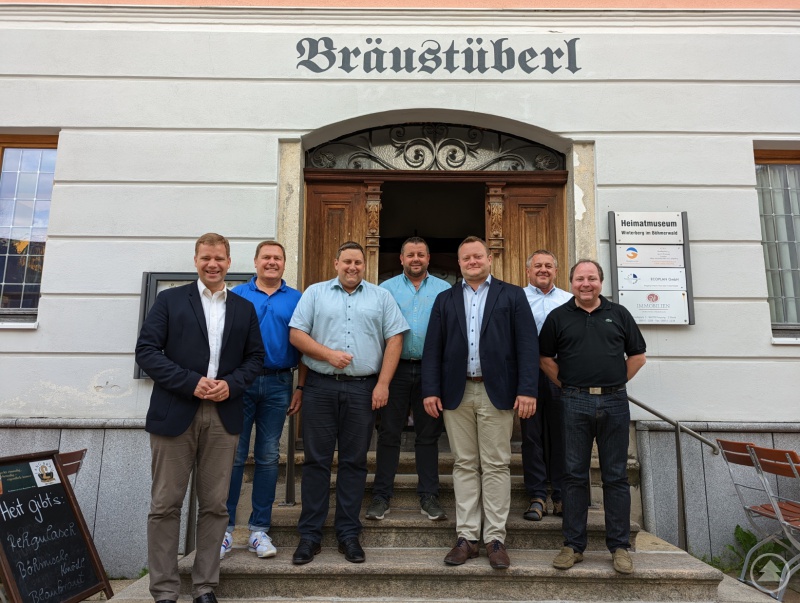 Von links: Dr. Olaf Heinrich, Gerhard Wimmer, Armin Urmann, Siegfried Freund, Stefan Behringer, Herbert Schiller, Josef Demm