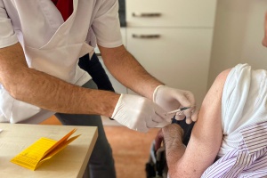 Mit der Drittimpfung sicher durch die Wintermonate