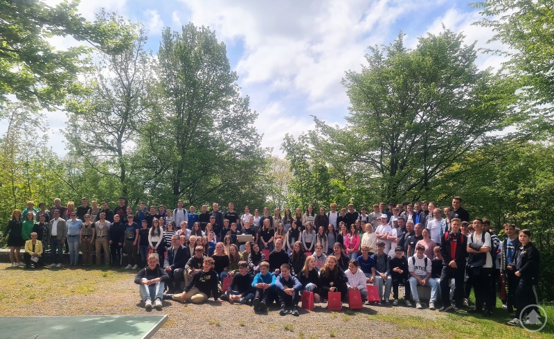 Rund 100 Schülerinnen und Schüler konnten am Tag des Handwerks in viele unterschiedliche Berufe schnuppern.