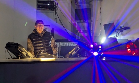 Discolauf in Deggendorf: Der heißgeliebte Klassiker auf dem Eis