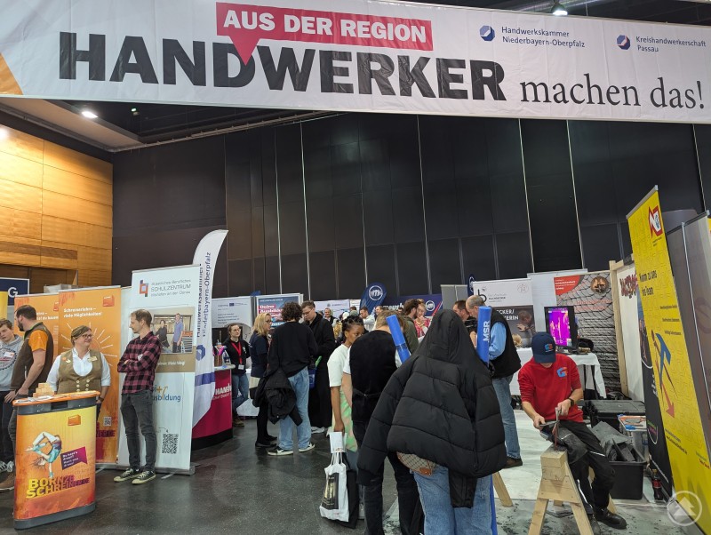 Die Handwerker-Meile: Eines der Highlights der 15. Ausbildungsmesse in Passau
