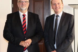 Kaufmännischer Direktor am Rehafachzentrum Bad Füssing-Passau zu Gast bei OB Jürgen Dupper