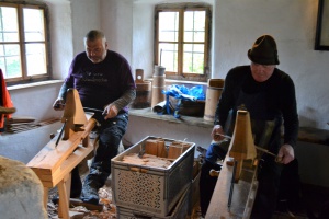 Regionales Handwerk: Schindelmacher Josef Pfeffer