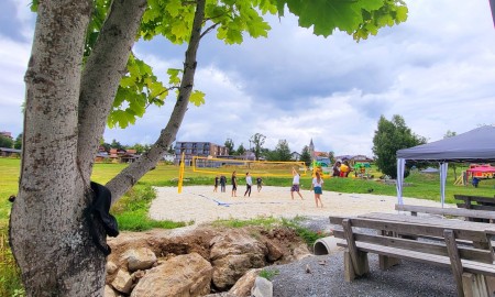 „Woid Summa“ begeistert in Neuschönau trotz Regens