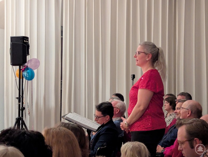 Chorleiterin Anja Schneider aus Deggendorf