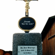 Behringer Kreuz in Nendlnach