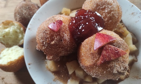 WAIDLER KOCHT REZEPT: ALMNUSSEN MIT APFEL-BIRNEN-KOMPOTT