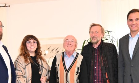 Landrat würdigt ehrenamtliche Arbeit der Kreisarchivpfleger Hermann Kurz und Richard Schiffler