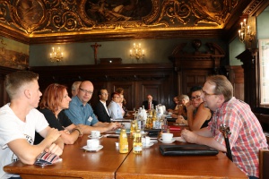 Planungsgespräch zum Thema Demenz