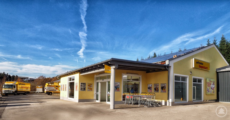 In Röhrnbach wurde 1977, also vor genau 40 Jahren, Getränke Degenhart gegründet. Seit Dezember 2014 steht dort eine neue, moderne Filiale.