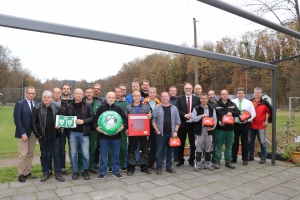 Stadt Passau rüstet Sportanlagen mit Defibrillatoren aus