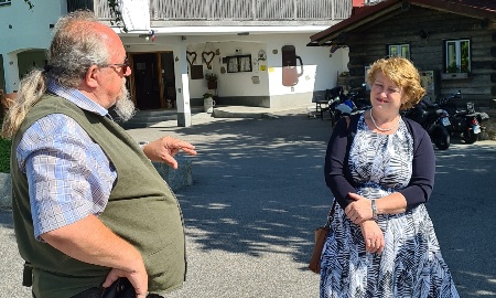 Hagl-Kehl besucht Gut Riedelsbach