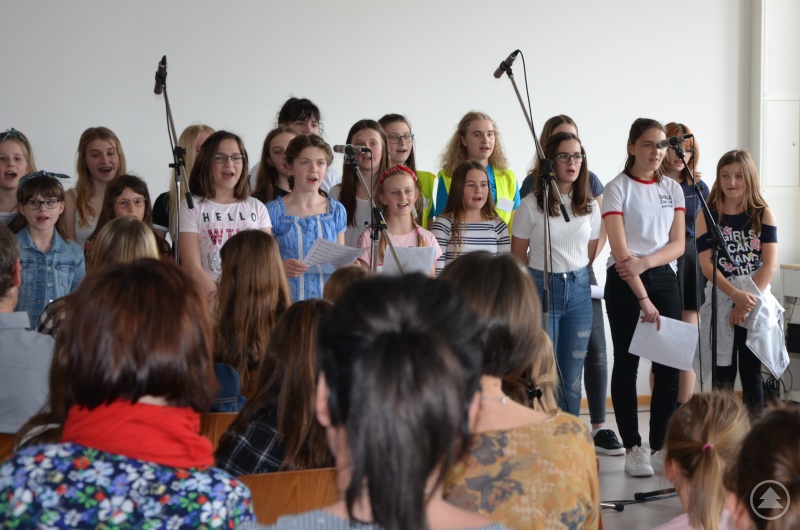Der Schulchor der Realschule präsentierte eine Mischung seines Könnens.