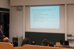 Kinder und die Digitalisierung: Wer hat ein Recht auf Privatheit?