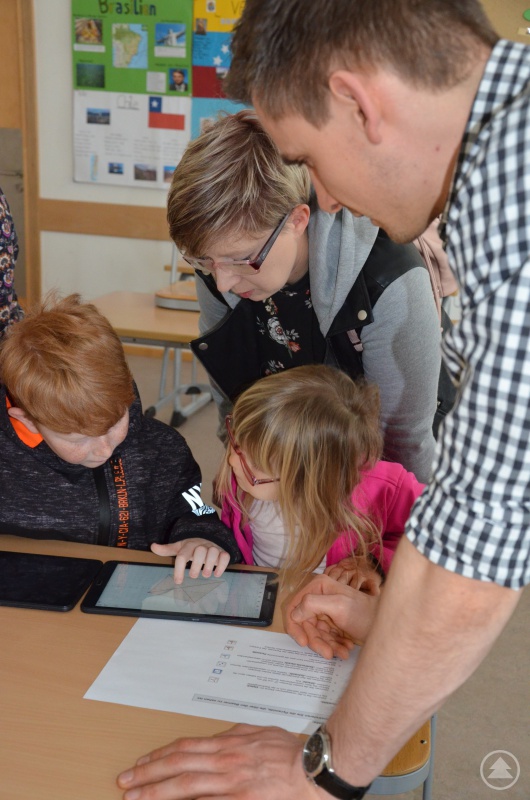 Die Bedienung der Tablets erfordert Fingerspitzengefühl im Mathematikunterricht.