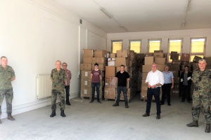 Bundeswehr hilft dem Landkreis mit Lagerhalle  für Corona-Schutzausrüstung aus