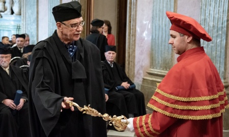 Feierliche Ehrung für 50 Jahre Tätigkeit als Arzt