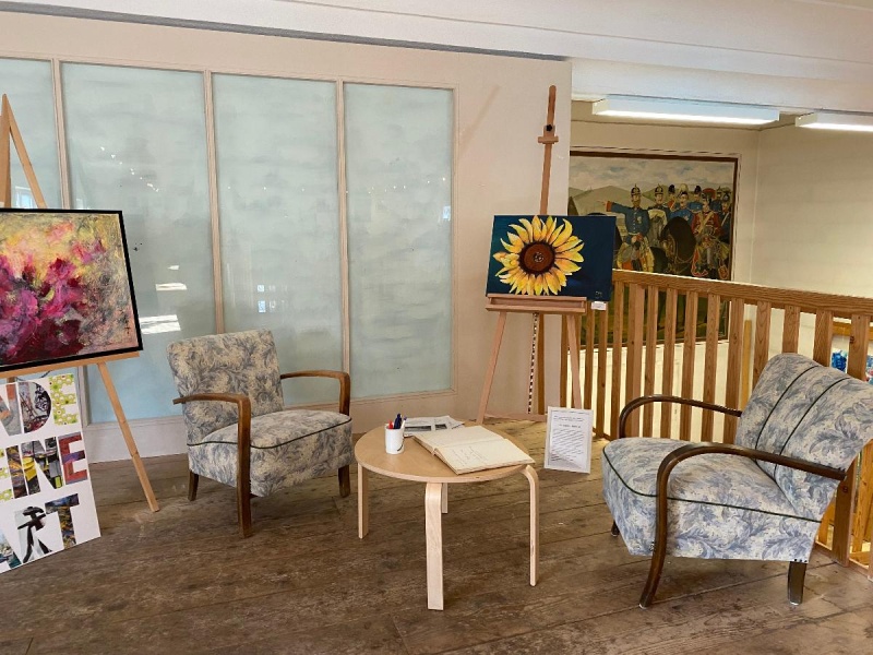 Flyer/Grafik zum Event: Ausstellung "Waldwogen und Mee(h)r am Mo., 08.01.2024 - Di., 31.12.2024