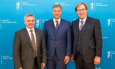 Konstituierende Sitzung: Dr. Olaf Heinrich erneut zum Bezirkstagspräsident von Niederbayern gewählt