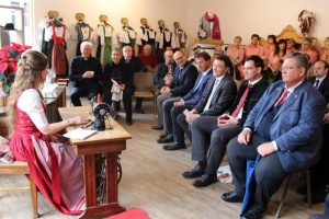 FREUND TRACHTEN UND LEDERHOSEN MANUFAKTUR