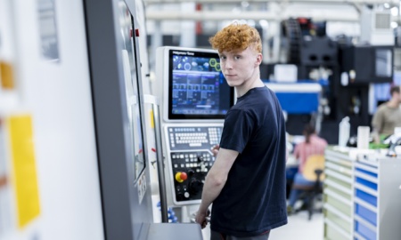 Vielfältige Ausbildungsberufe und duale Studiengänge bei AVS Römer