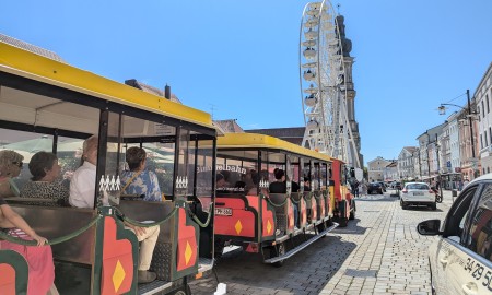 Die Deggendorfer Bimmelbahn rollt wieder - noch bis 10. August 2024