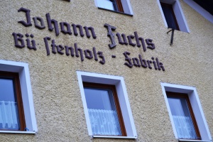 B&uuml;rstenholzfabrik Fuchs: Von Besen und Borsten