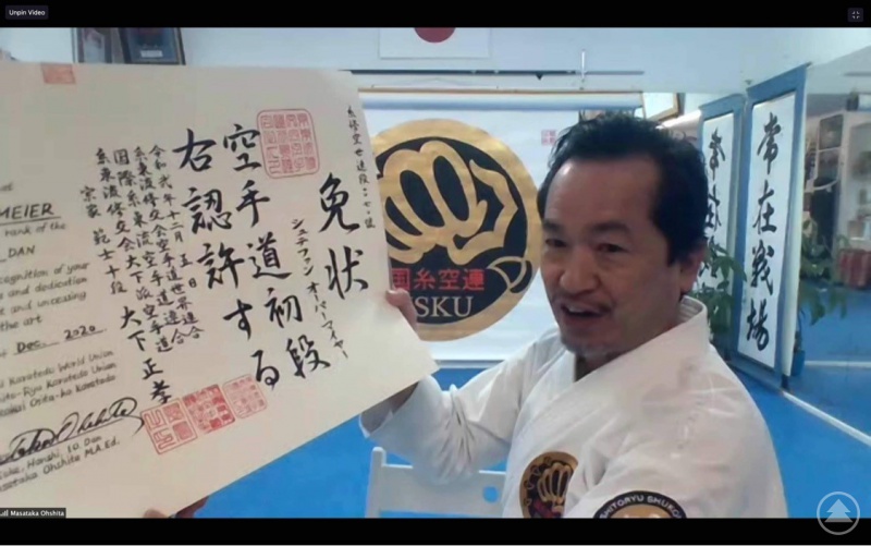 Sensei Ohshita überreicht „virtuell“ das Dan-Diplom an Stefan Obermeier