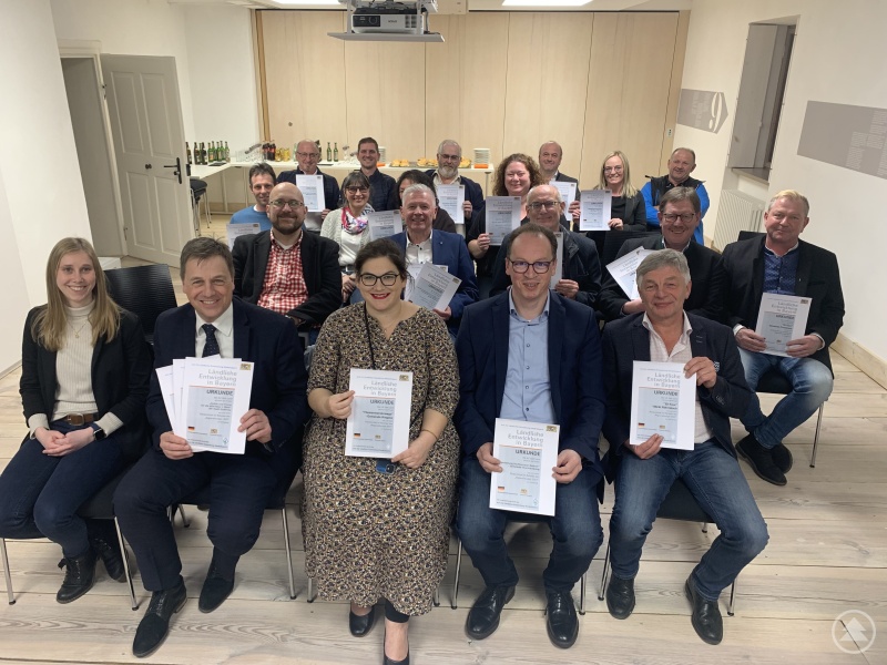 Freuen sich über die Förderzusage: Die Projektträger/-innen können ab sofort mit der Umsetzung ihrer Kleinprojekte starten.