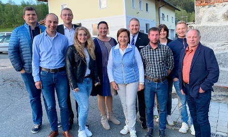 Hotsverein 1892 Freyung bestätigt Vorsitzenden Christoph Weishäupl