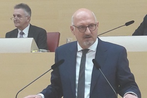 FREIE WÄHLER wollen Automobilstandort Bayern stärken