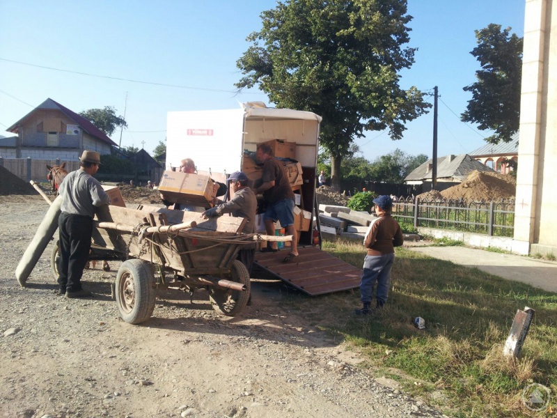 Ankunft der Päckchen in Rumänien.