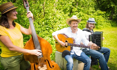 An Pfingsten geht es „drumherum“