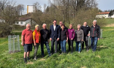 Arbeitseinsatz im neuen Kreisobstlehrgarten