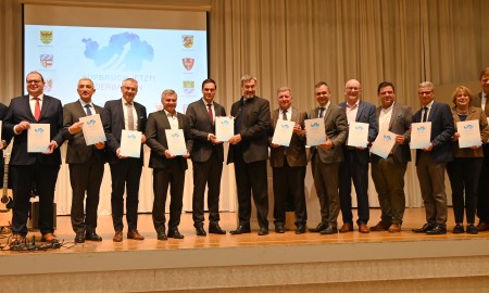 „Aufbruch jetzt! Niederbayern“ – gemeinsamer Zukunftsplan für eine starke Region