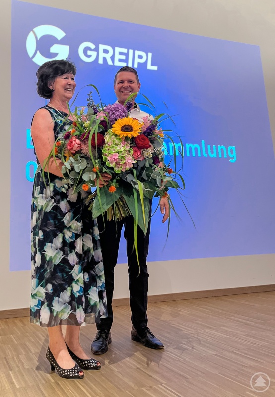 28 Jahre Personalleitung und großes Engagement für das Familienunternehmen - besonderer Dank und Anerkennung für Paula Greipl