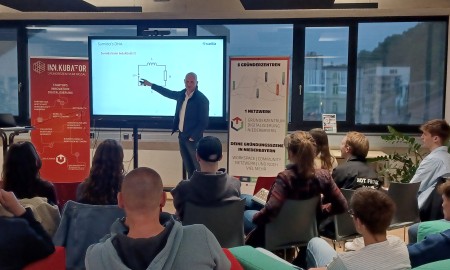 Innovation.einfach.erklärt: KI-Agenten für kleine und mittlere Unternehmen