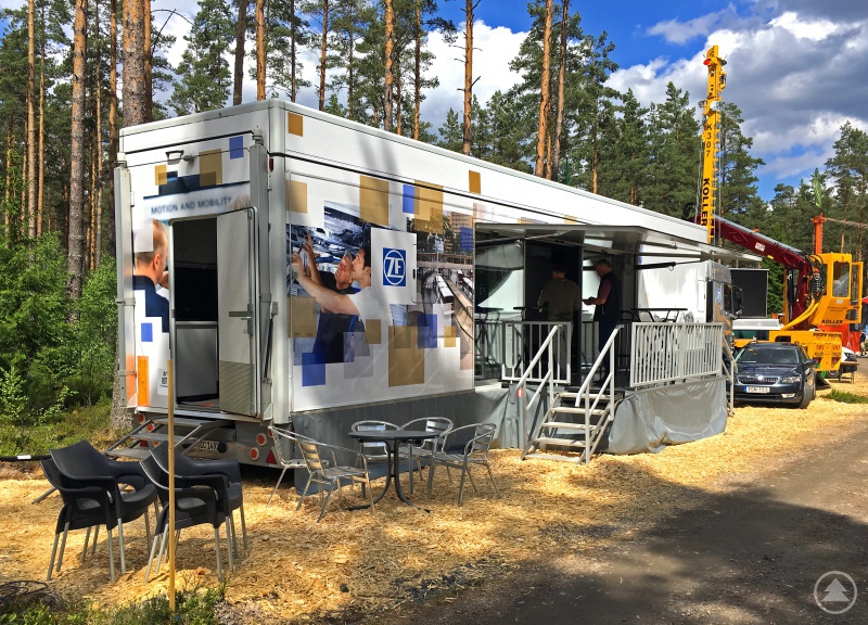 Der ZF-Showtruck: Im Inneren befinden sich neueste Technologien für Arbeitsmaschinen und Industrieanwendungen.