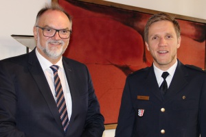 Neuer Leiter der Verkehrspolizeiinspektion besucht Oberbürgermeister Jürgen Dupper