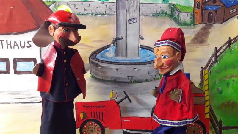 Flyer/Grafik zum Event: Puppentheater am Di., 06.08.2024 - Di., 20.08.2024 von 14:00 bis 15:00 Uhr